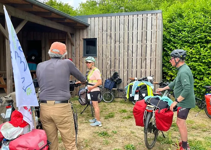 Camping Mobil-home 2 Pers A - Api-1-52-1687